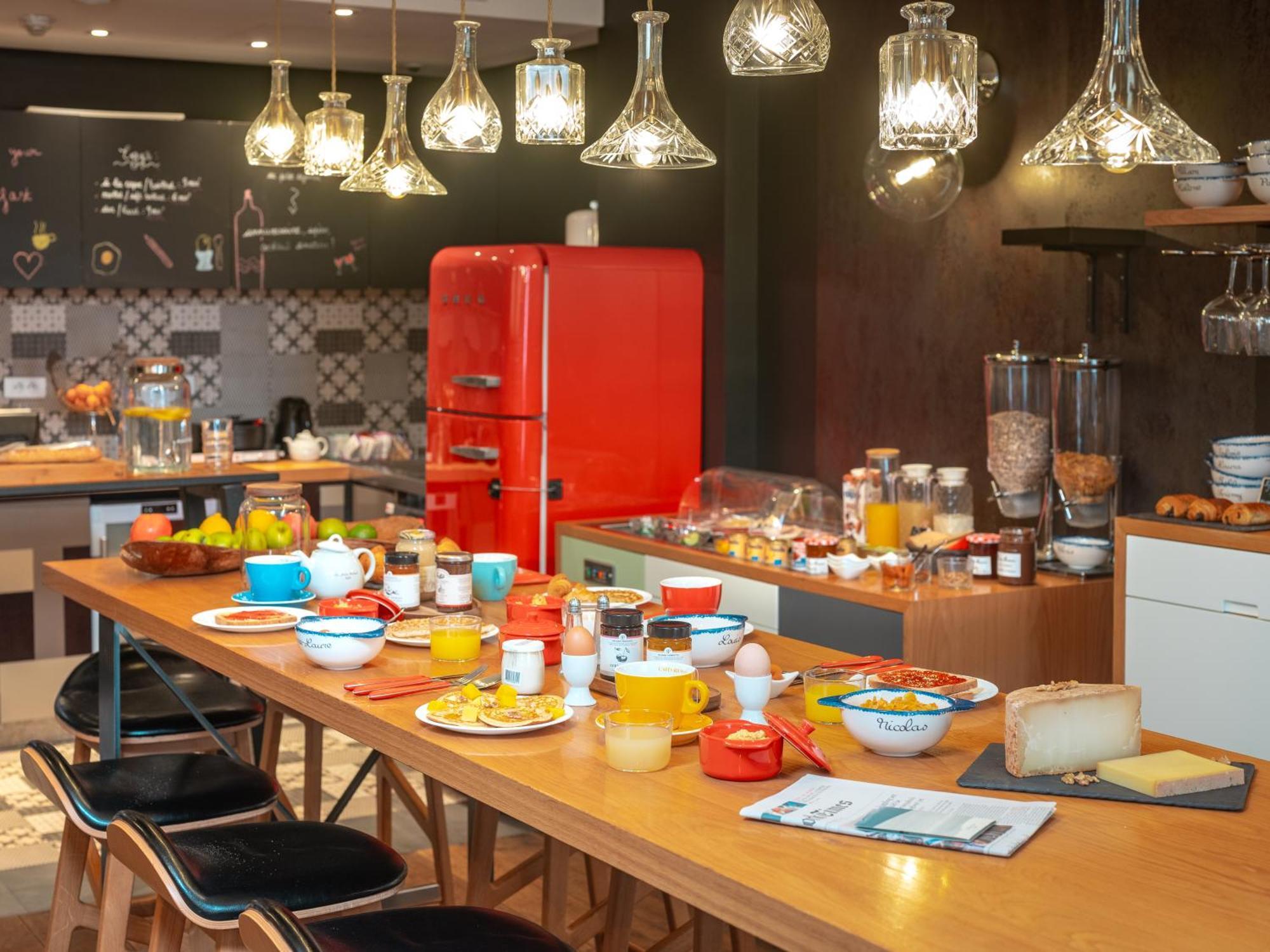 Hotel Crayon Rouge Paryż Zewnętrze zdjęcie