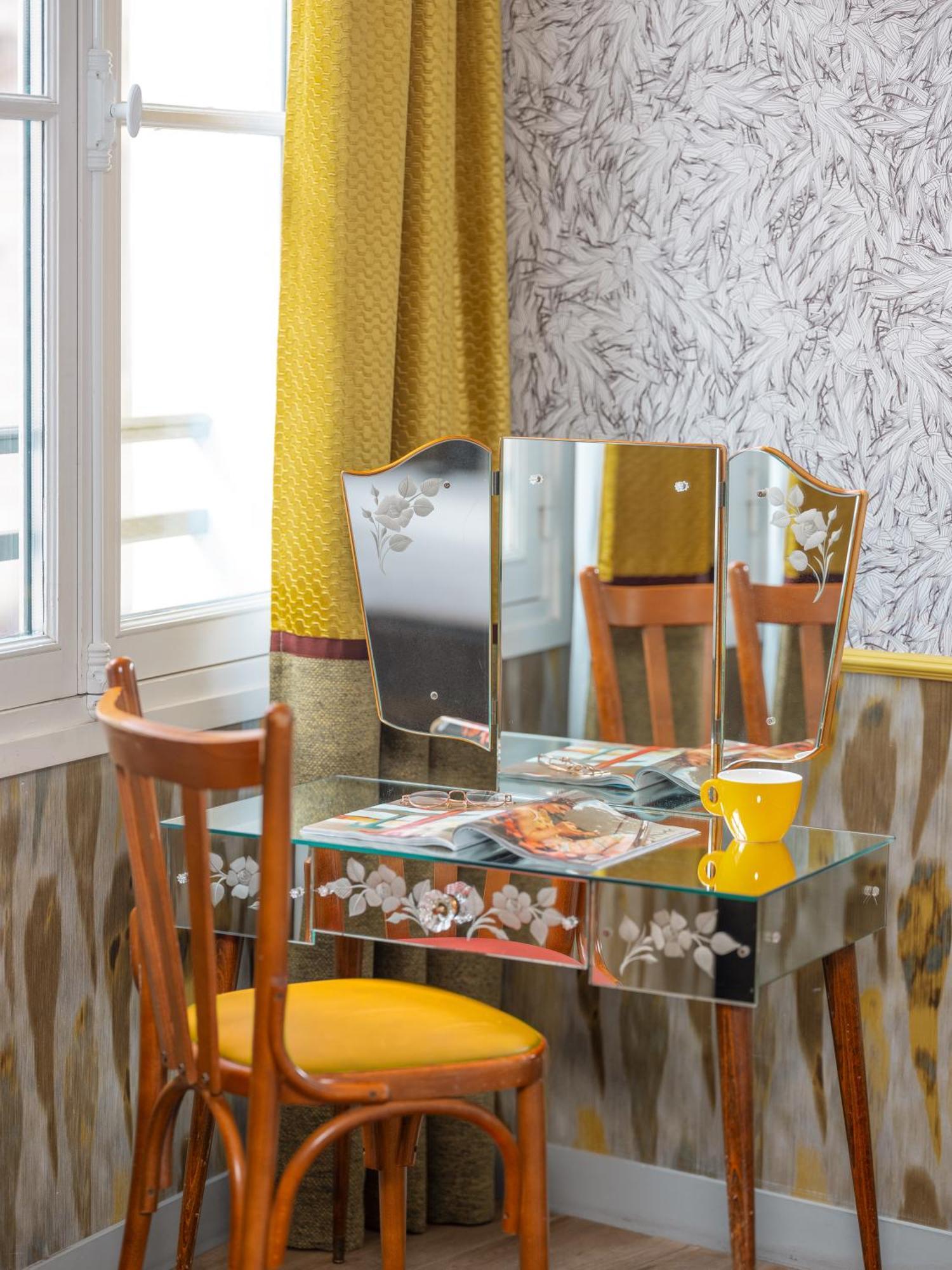 Hotel Crayon Rouge Paryż Zewnętrze zdjęcie